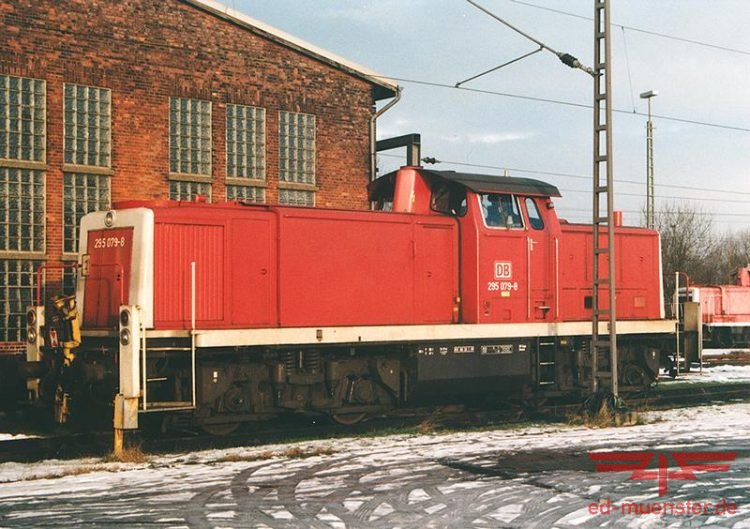 295 079-8 im Januar 2001 im Bw Emden