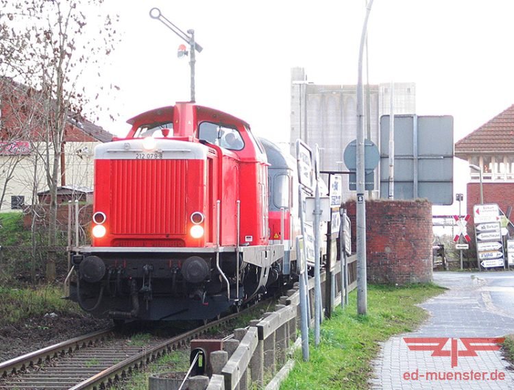 212 079-8 in Emden-Außenhafen, 06.12.2003